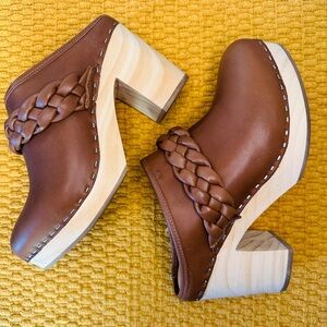 NIB DOLCE VITA Hila Braided Leather Retro Wooden Platform Clog Woman’s Size 8.5